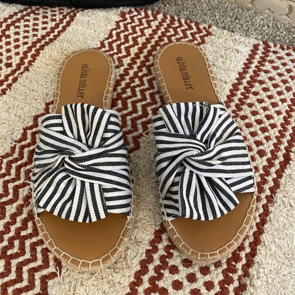 Olivia Miller sandals